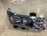 Oto Çıkma Parça / Toyota / Corolla / Far & Stop / Sağ Ön Far / Yan Sanayi 