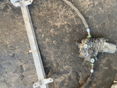 Ford Escord sağ cam Krikosu