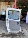 Oto Çıkma Parça / Renault / Kangoo / Kaporta & Karoser / Sağ Sürgülü Kapı / Çıkma Parça 