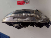 Peugeot 208 -9833936180- sağ ön far