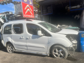 Citroen berlingo tepe çıkma sağ ön kapı EFE PEUGEOT ANKARA