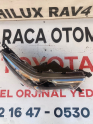 Oto Çıkma Parça / Toyota / Hilux / Far & Stop / Sağ Ön Far / Çıkma Parça 