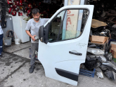 Oto Çıkma Parça / Renault / Master / Kaporta & Karoser / Sol Ön Kapı / Çıkma Parça 