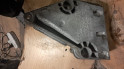 Oto Çıkma Parça / Volkswagen / Golf / Motor / Bağlantı Braketi / Çıkma Parça 