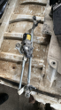RENAULT AUSTRAL ÖN CAM SİLGİ MEKANİZMASI OTO FEDAİ