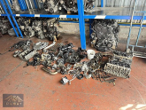 Oto Çıkma Parça / Audi / A4 / Motor / Mazot Pompası / Çıkma Parça 