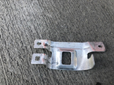 Oto Çıkma Parça / Bmw / 3 Serisi / Motor / Bağlantı Braketi / Çıkma Parça 