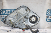 Oto Çıkma Parça / Ford / Focus / Oto Cam / Cam Krikosu / Çıkma Parça 