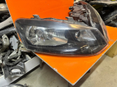 Oto Çıkma Parça / Volkswagen / Polo / Far & Stop / Sağ Ön Far / Çıkma Parça 