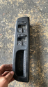 Oto Çıkma Parça / Volkswagen / Golf / Oto Cam / Cam Düğmesi / Çıkma Parça 