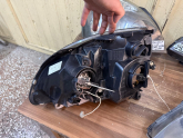 Oto Çıkma Parça / Renault / Clio / Far & Stop / Sağ Ön Far / Çıkma Parça 