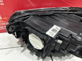 Oto Çıkma Parça / Volkswagen / Passat / Far & Stop / Sağ Ön Far / Çıkma Parça 