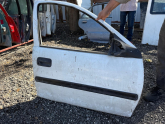 Oto Çıkma Parça / Opel / Corsa / Kaporta & Karoser / Dış Kapı Kolu / Çıkma Parça 