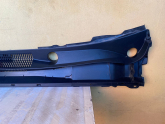 Oto Çıkma Parça / Toyota / Corolla / Oto Cam / Ön Cam Izgarası / Çıkma Parça 