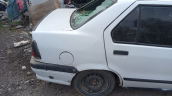 Renault 19 sağ arka çamurluk kesme yedek parça