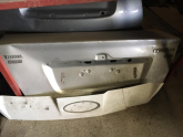 toyota corolla bagaj kapağı çıkma