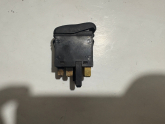 Oto Çıkma Parça / Volkswagen / Polo / Elektrik / Dörtlü Flaşör Düğmesi / Çıkma Parça 