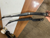Oto Çıkma Parça / Nissan / Qashqai / Oto Cam / Silecek Kolu / Çıkma Parça 