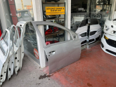 Oto Çıkma Parça / Dacia / Sandero / Kaporta & Karoser / Sağ Ön Kapı / Çıkma Parça 