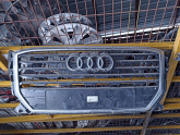 Audi Q2 İçin Çıkma Ön Panjur - Oto Parçaları