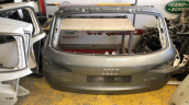 Audi Q5 2010 2014 model bagaj kapağı