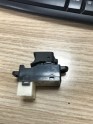 Oto Çıkma Parça / Kia / Rio / Oto Cam / Cam Düğmesi / Sıfır Parça 
