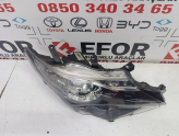 Oto Çıkma Parça / Toyota / Auris / Far & Stop / Sağ Ön Far / Çıkma Parça 