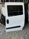 Oto Çıkma Parça / Fiat / Doblo / Kaporta & Karoser / Sol Sürgülü Kapı / Çıkma Parça 