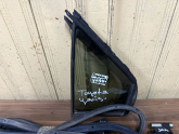 Oto Çıkma Parça / Toyota / Yaris / Oto Cam / Kelebek Camı / Çıkma Parça 