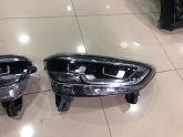 Oto Çıkma Parça / Renault / Kadjar / Far & Stop / Sağ Ön Far / Çıkma Parça 