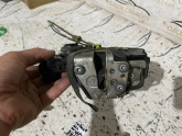 Oto Çıkma Parça / Toyota / Corolla / Kaporta & Karoser / Kapı Kilidi / Çıkma Parça 