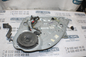 Oto Çıkma Parça / Ford / Focus / Oto Cam / Cam Krikosu / Çıkma Parça 