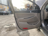 2019 Hyundai Tucson  Sol Ön Kapı Döşemesi