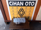 Oto Çıkma Parça / Renault / Clio / Motor / Silindir Kapağı / Çıkma Parça 