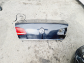 2011/2014 VW PASSAT B7 SİYAH BAGAJ KAPAĞI ORJINAL BOYASIZ