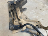 Oto Çıkma Parça / Renault / Clio / Alt Takım / Travers / Çıkma Parça 