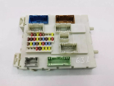 Oto Çıkma Parça / Ford / Kuga / Elektrik / Sigorta Kutusu / Çıkma Parça 