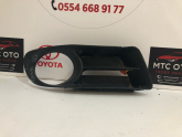 TOYOTA COROLLA SİS FARI ÇERÇEVESİ SAĞ ORJİNAL