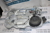 Oto Çıkma Parça / Ford / Focus / Oto Cam / Cam Krikosu / Çıkma Parça 