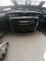 Orjinal Çıkma Audi A4 Ön Panjur - Oto Yedek Parça