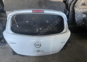 Opel Corsa d arka bagaj kapağı