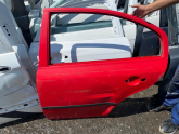 Oto Çıkma Parça / Skoda / Octavia / Kaporta & Karoser / Sol Ön Kapı / Çıkma Parça 