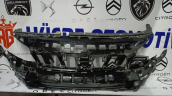 PEUGEOT RİFTER ÖN TAMPON İÇ MASKESİ 2024>  98561686XT 9856168680