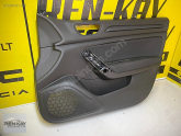 Oto Çıkma Parça / Renault / Megane / Kaporta & Karoser / Sağ Ön Kapı / Çıkma Parça 