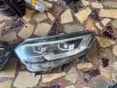 Oto Çıkma Parça / Renault / Kadjar / Far & Stop / Sağ Ön Far / Çıkma Parça 