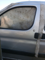 Oto Çıkma Parça / Peugeot / Partner / Kaporta & Karoser / Sol Ön Kapı / Çıkma Parça 