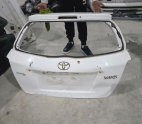 Oto Çıkma Parça / Toyota / Yaris / Kaporta & Karoser / Bagaj Kapağı / Çıkma Parça 