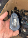 Oto Çıkma Parça / Hyundai / Sonata / Oto Cam / Cam Düğmesi / Çıkma Parça 