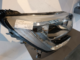 Oto Çıkma Parça / Renault / Megane / Far & Stop / Sağ Ön Far / Çıkma Parça 