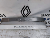 Renault Fluence Bagaj kapağı bandı